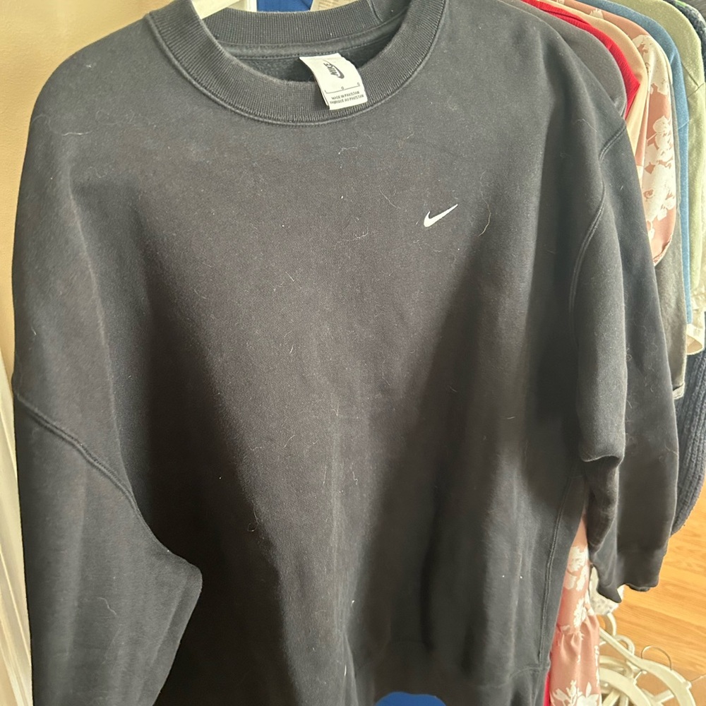 Nike Men's Black Sweater